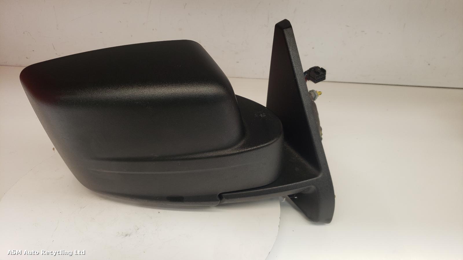 View Auto part R Door Mirror Jeep Patriot 2010