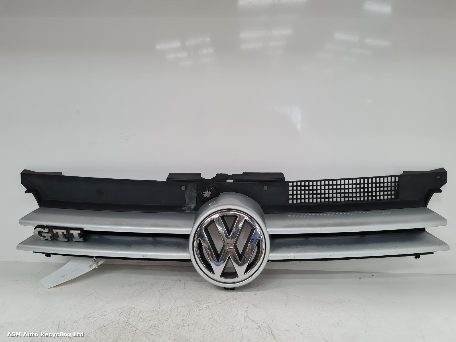 View Auto part Grille Volkswagen Golf 2001