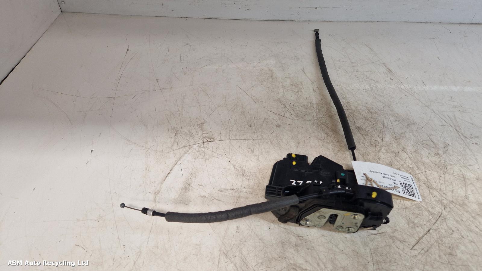 View Auto part Door Lock Assembly Kia Sportage 2014