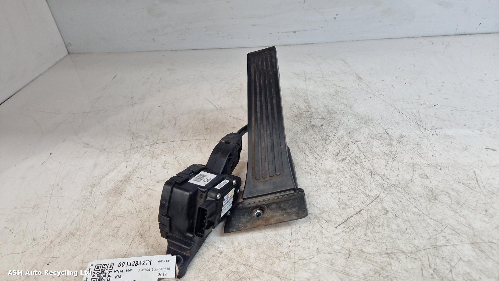 View Auto part Pedal Potentiometer Kia Sportage 2014