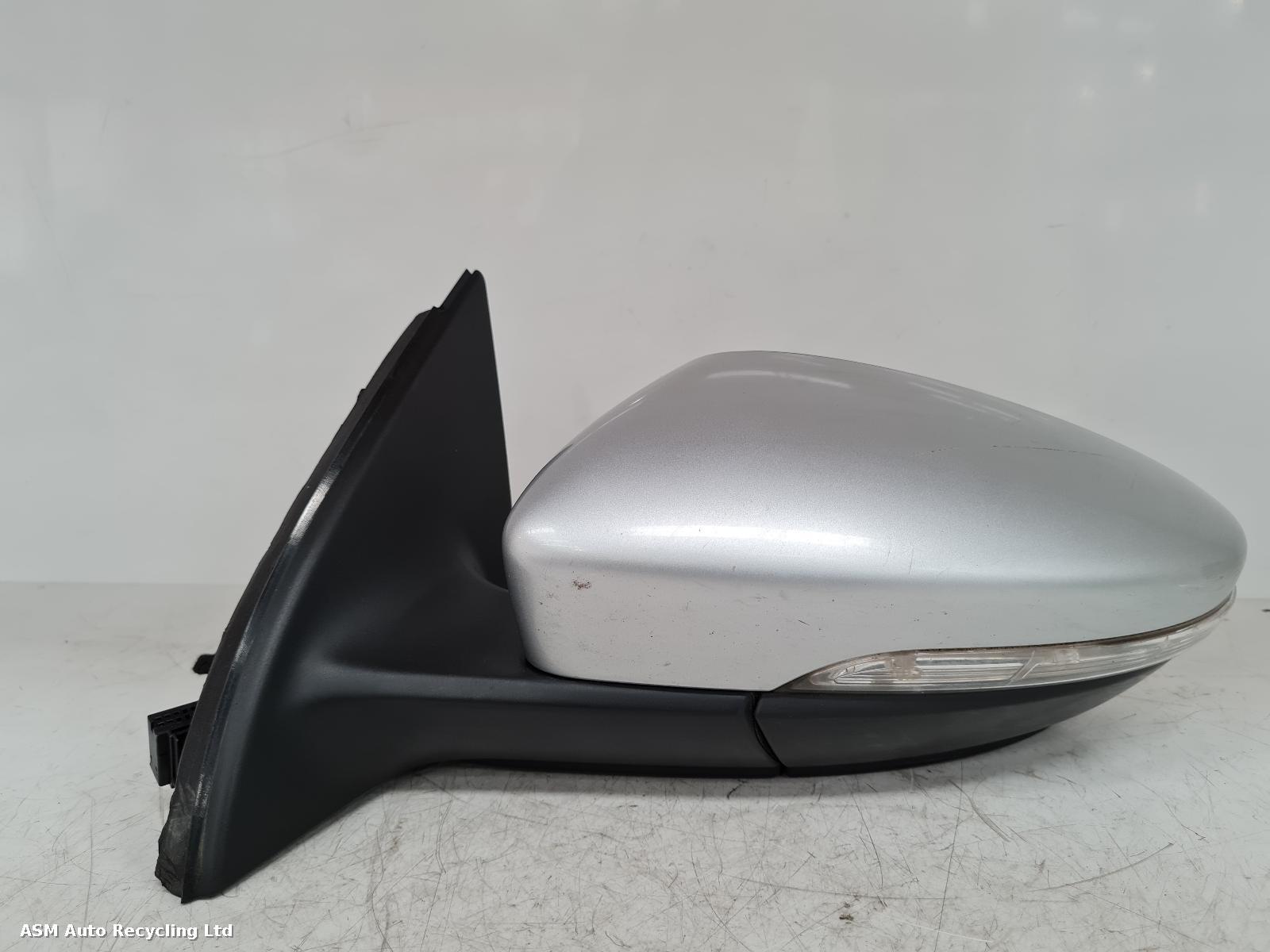 View Auto part L Door Mirror Volkswagen Passat 2014