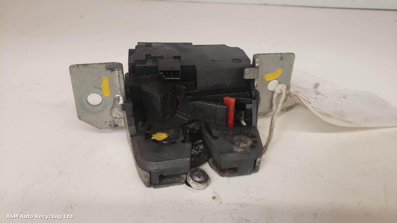 View Auto part Bootlid/Tailgate Lock Mercedes B Class 2005