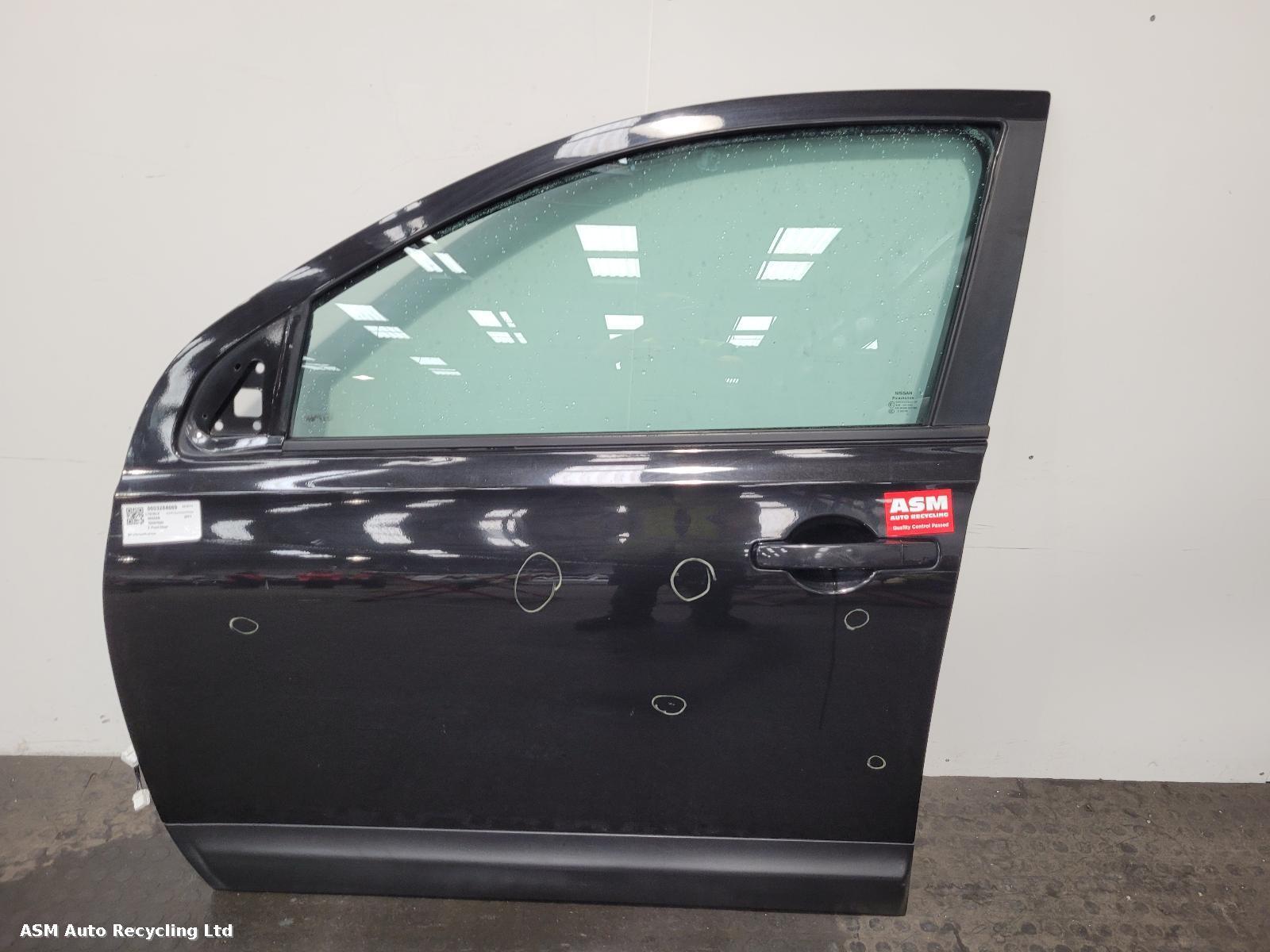View Auto part L Front Door Nissan Qashqai 2011