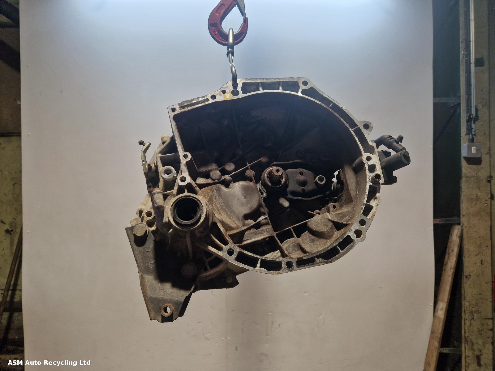 View Auto part Gearbox Peugeot 208 2014