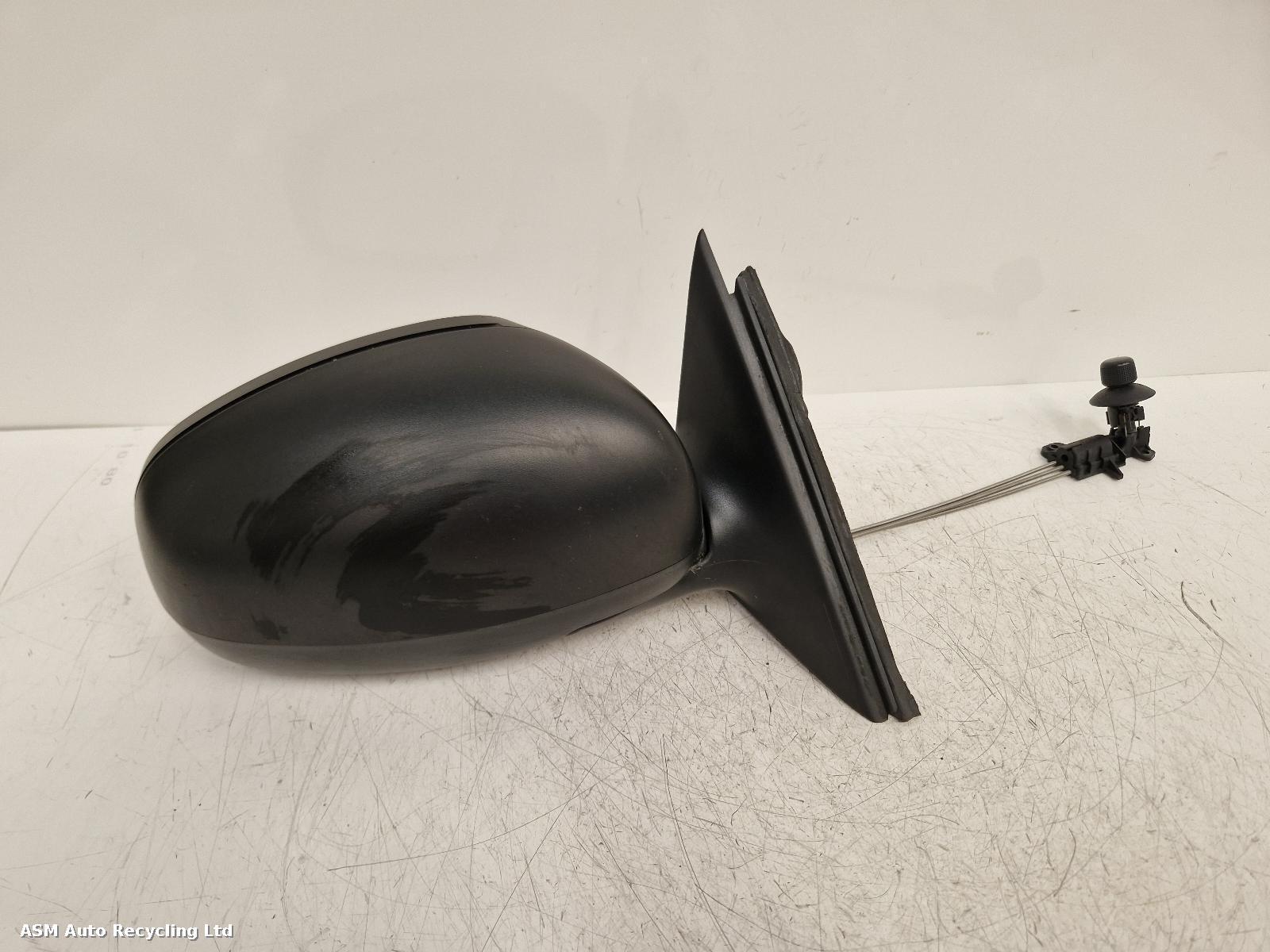 View Auto part R Door Mirror Skoda Fabia 2009