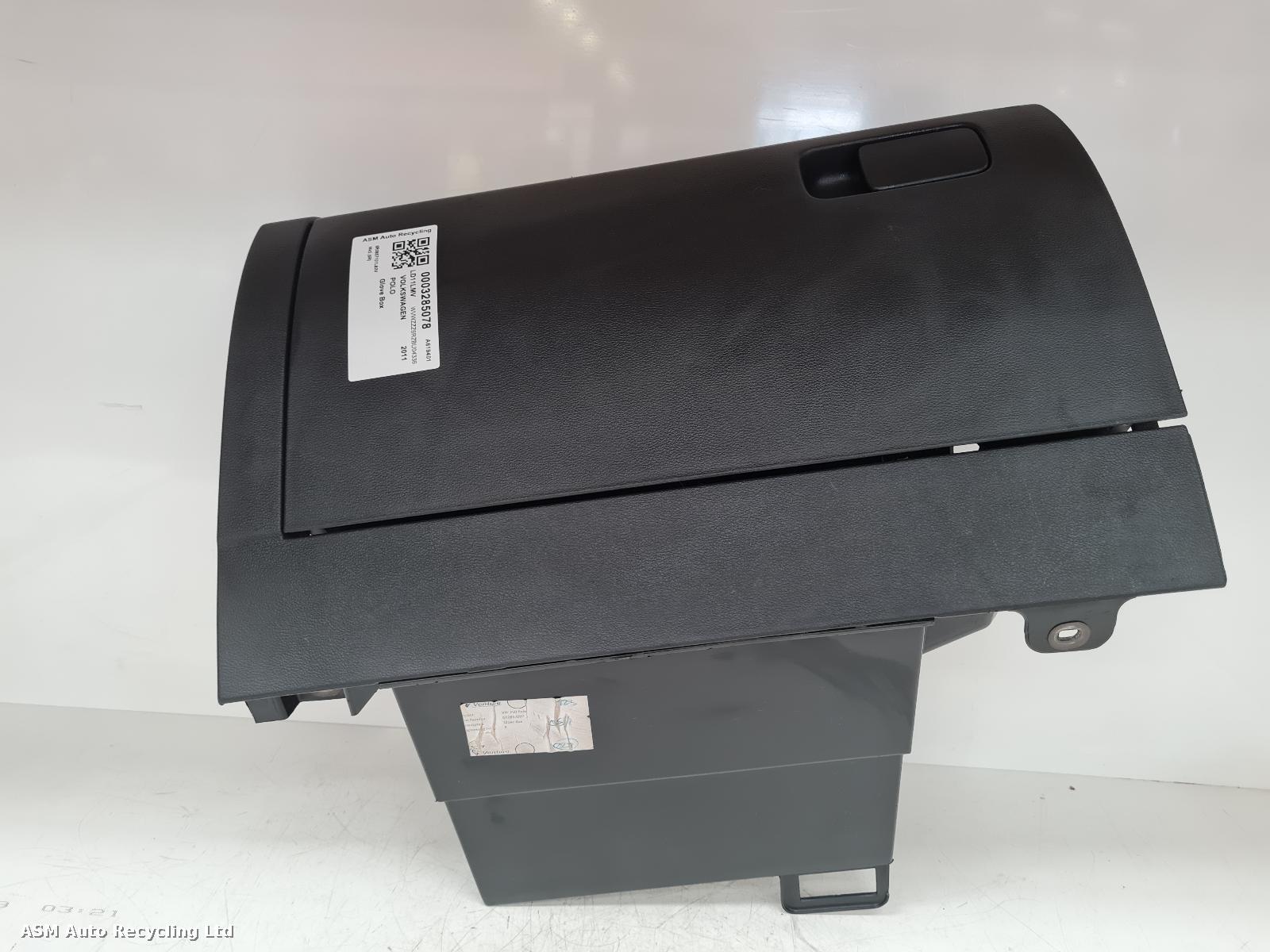 View Auto part Glove Box Volkswagen Polo 2011