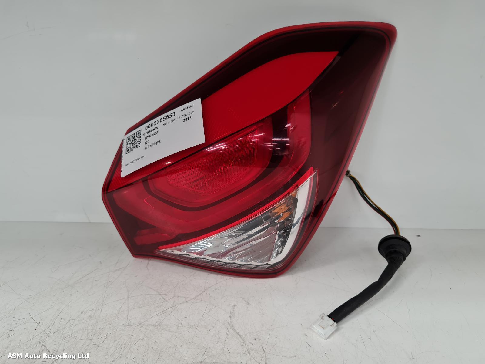 View Auto part R Taillight Hyundai I20 2015