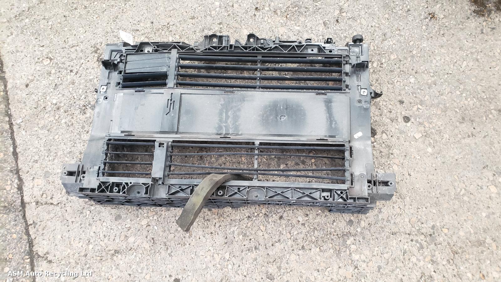 View Auto part Front Panel Ford Fiesta 2017