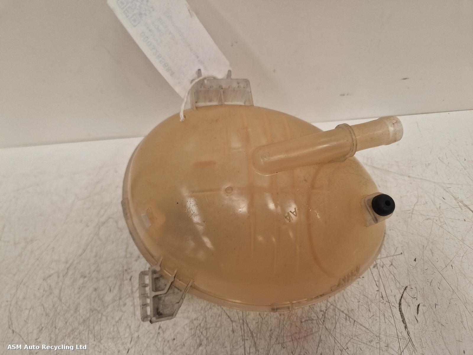 View Auto part Overflow Bottle Ford Fiesta 2017