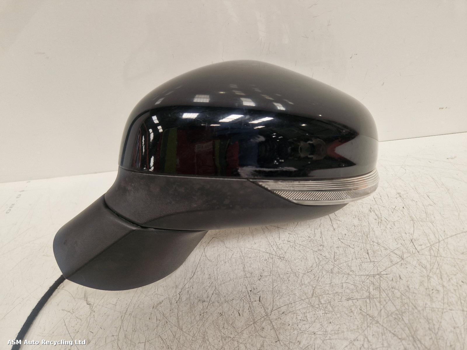 View Auto part L Door Mirror Ford Fiesta 2017