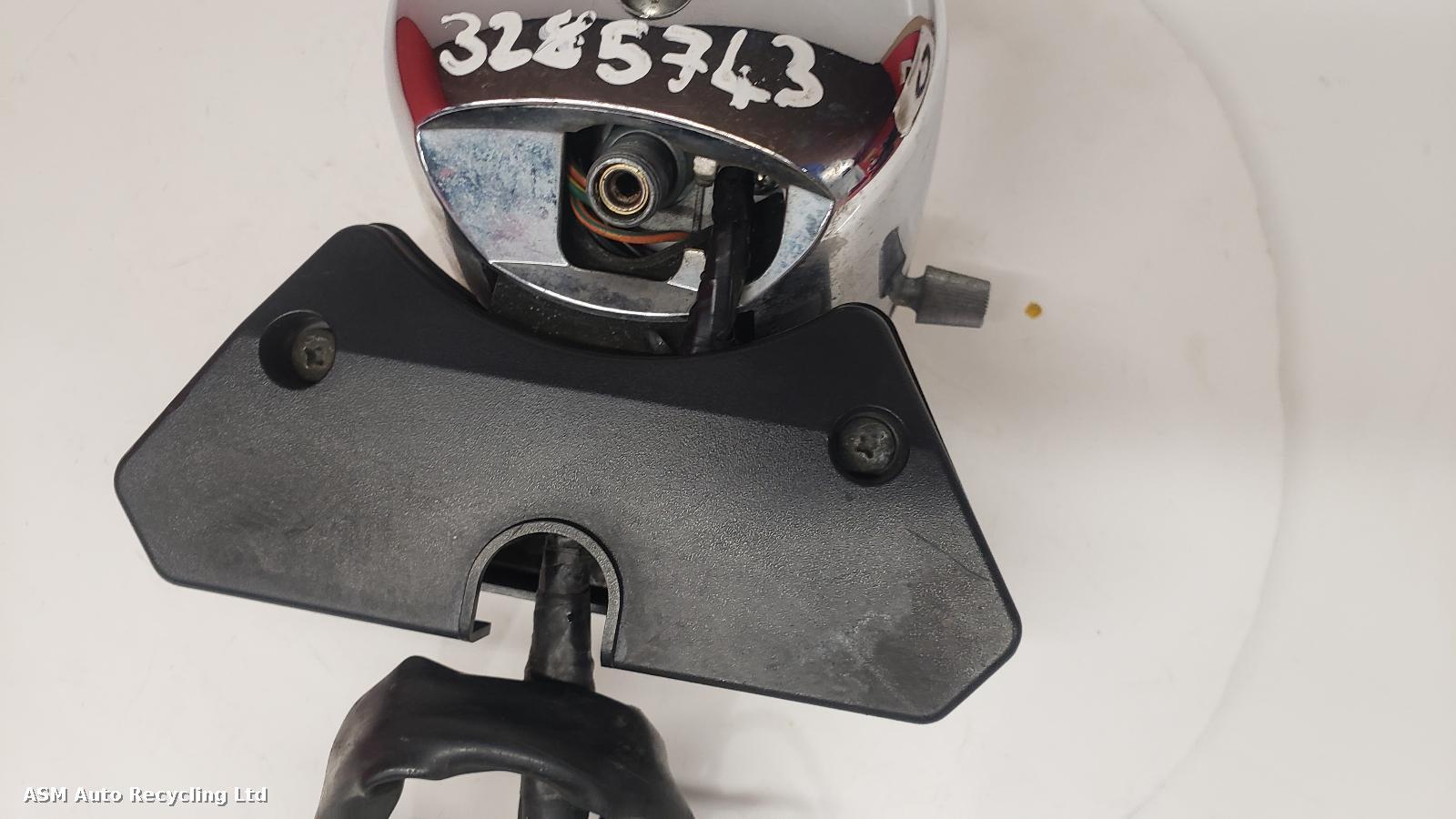 View Auto part Speedometer Suzuki Vz800 2001