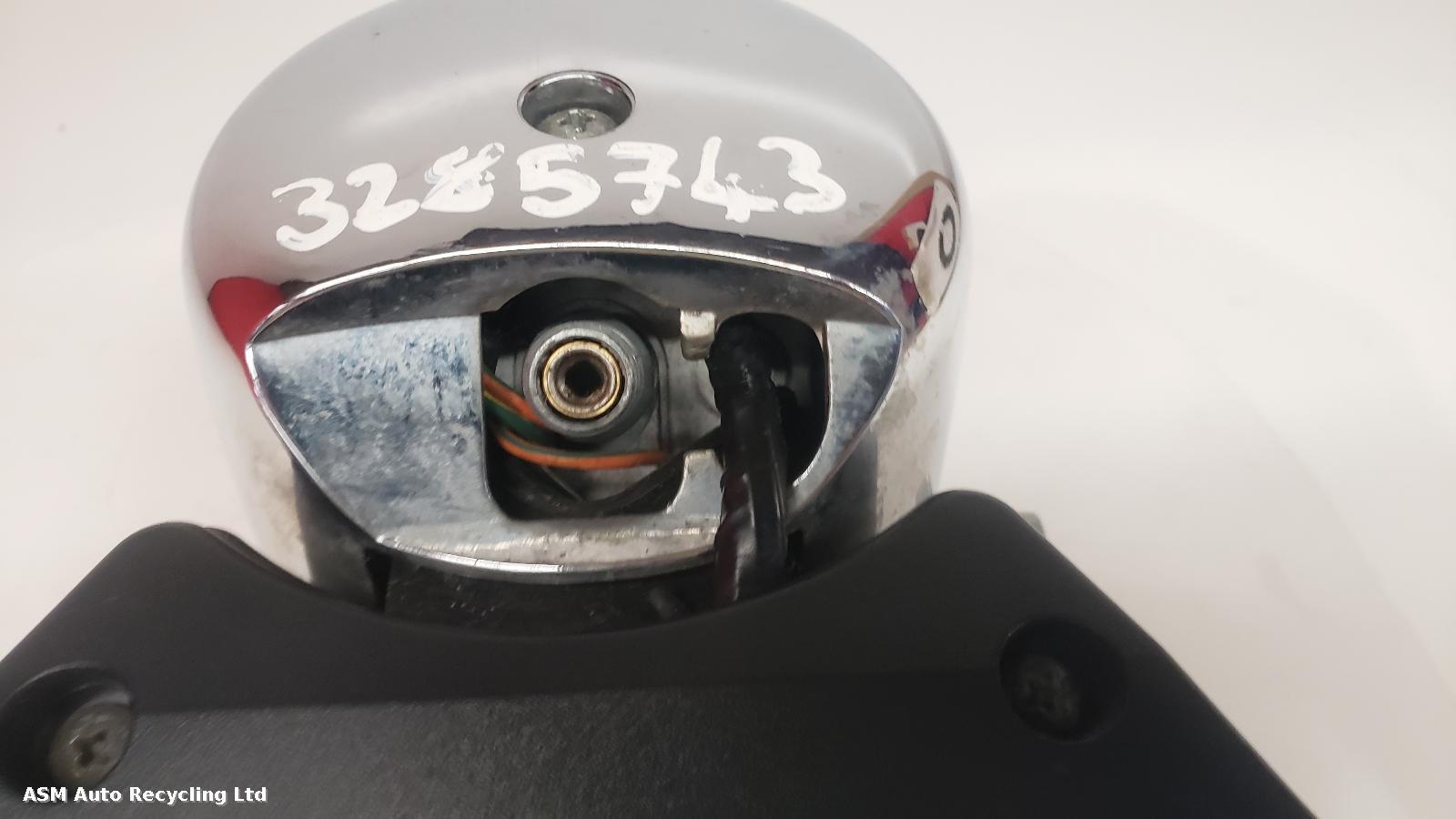 View Auto part Speedometer Suzuki Vz800 2001