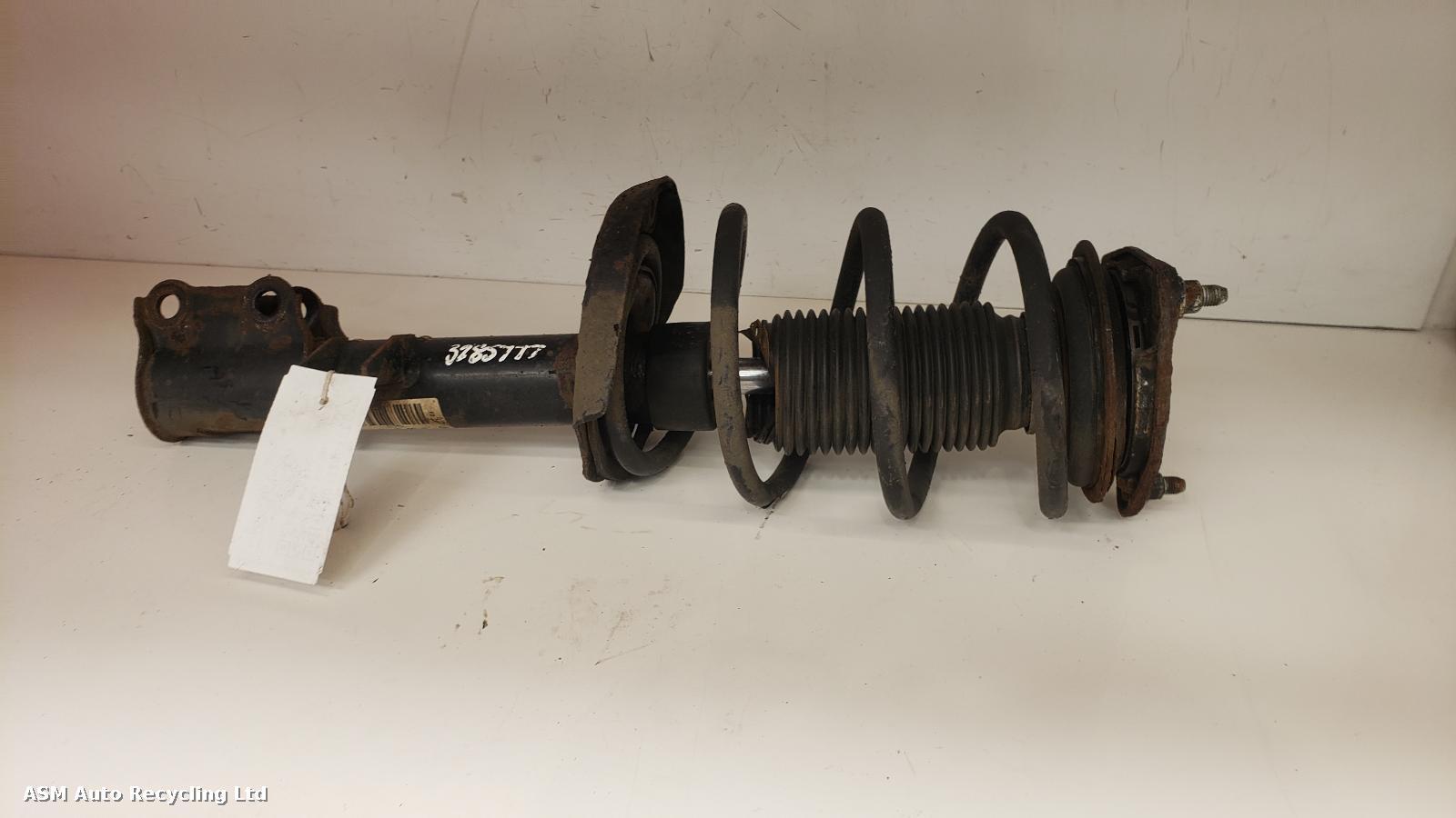 View Auto part LF Strut Hyundai I30 2011