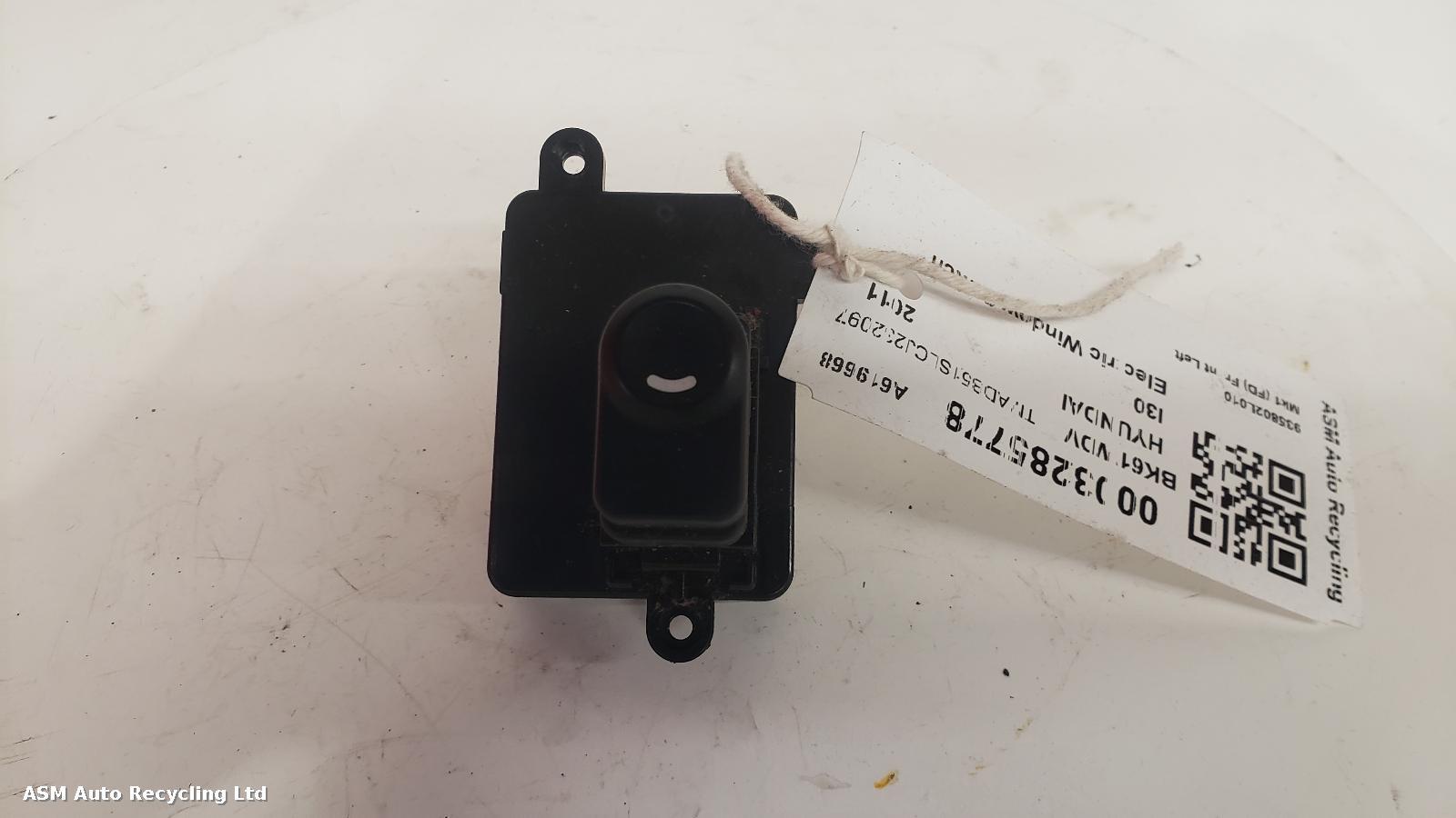 View Auto part Elect. Window Switch Hyundai I30 2011