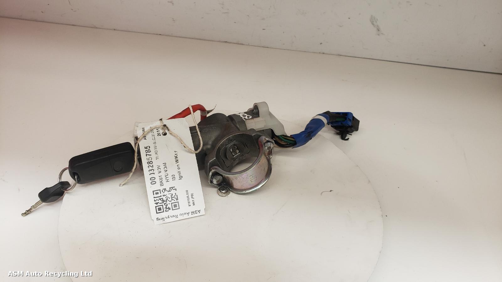 View Auto part Ignition W/Key Hyundai I30 2011