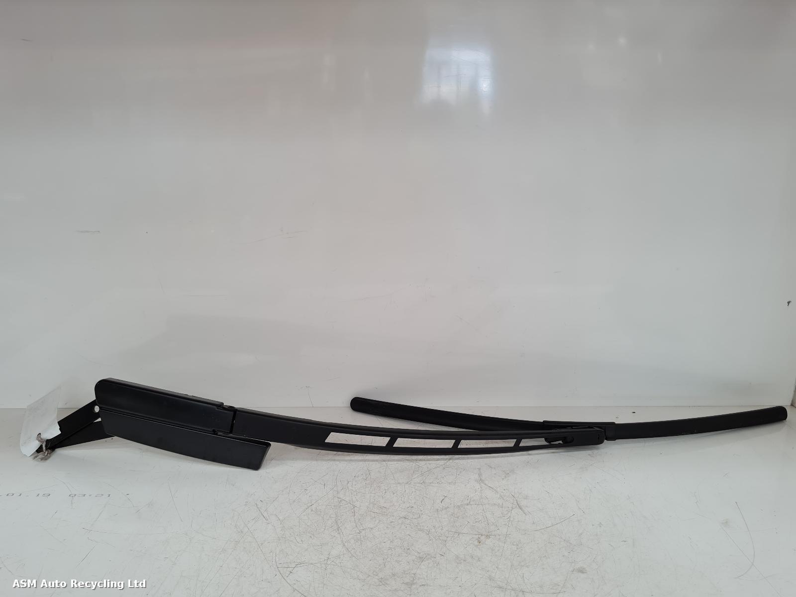 View Auto part Wiper Arm Audi Q7 2007