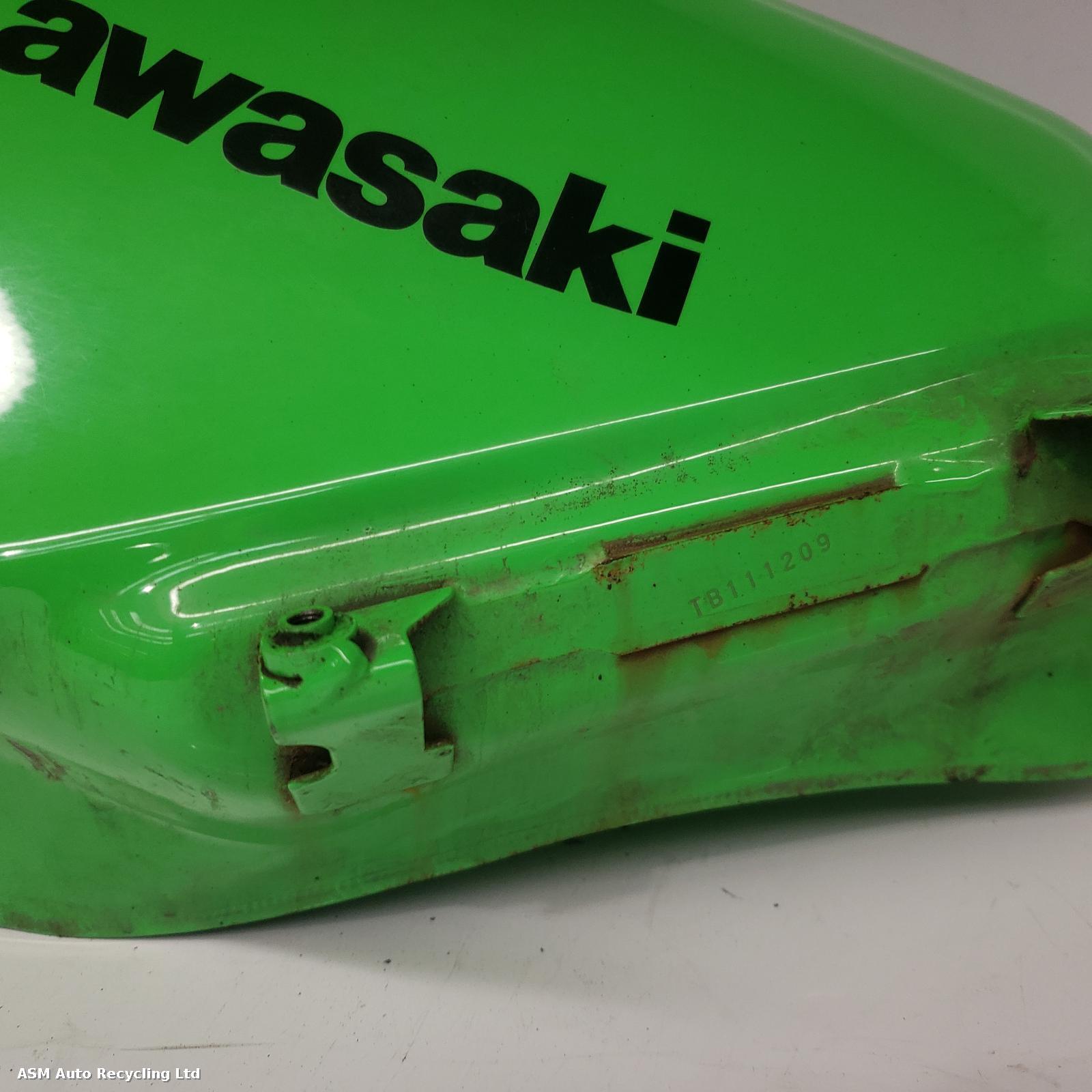 View Auto part Fuel Tank Kawasaki Ninja 250 2013