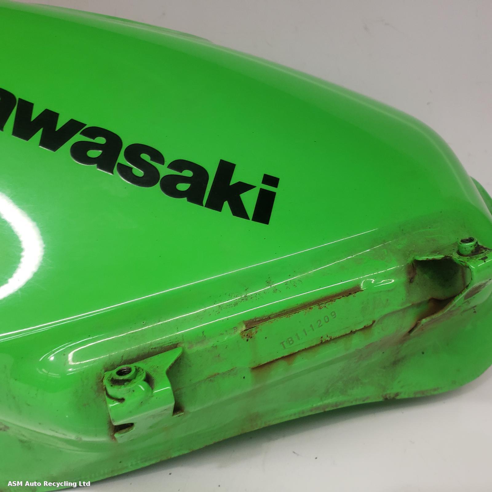 View Auto part Fuel Tank Kawasaki Ninja 250 2013