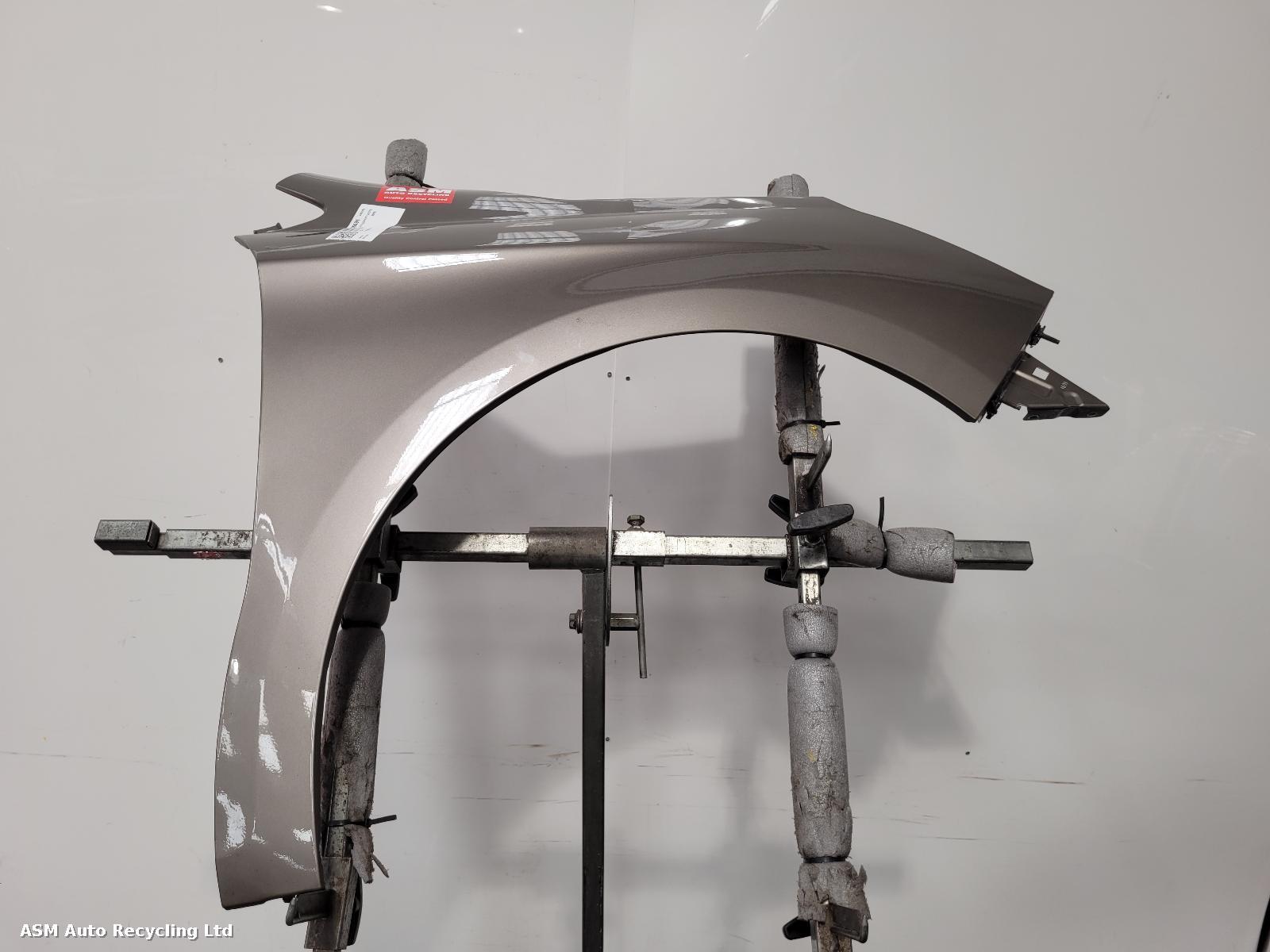 View Auto part R Wing Citroen C4 2015