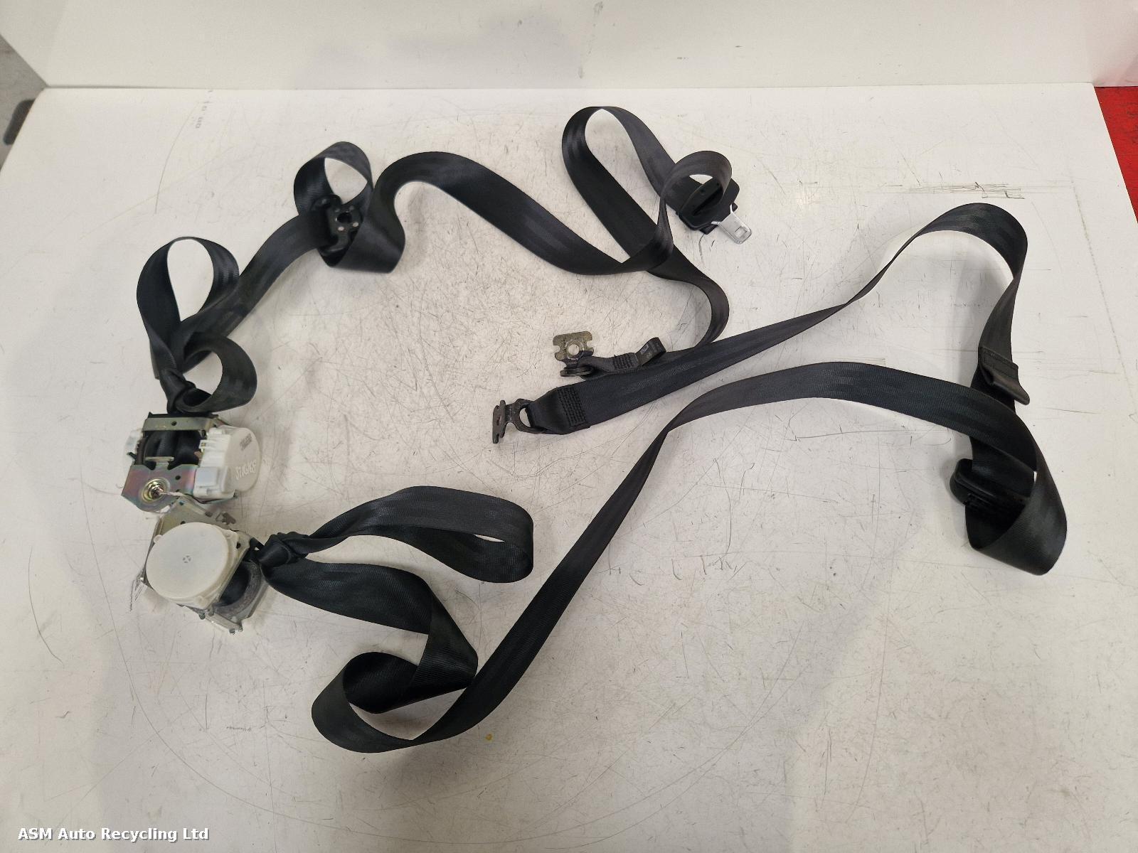 View Auto part Seat Belt Ford Focus C Max 2012