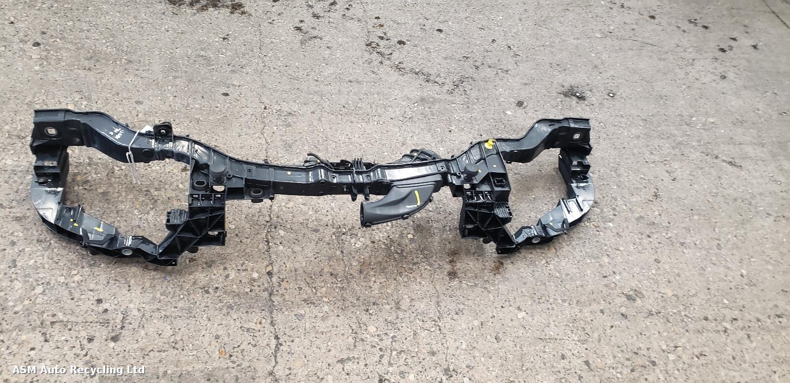 View Auto part Front Panel Ford Focus 2014
