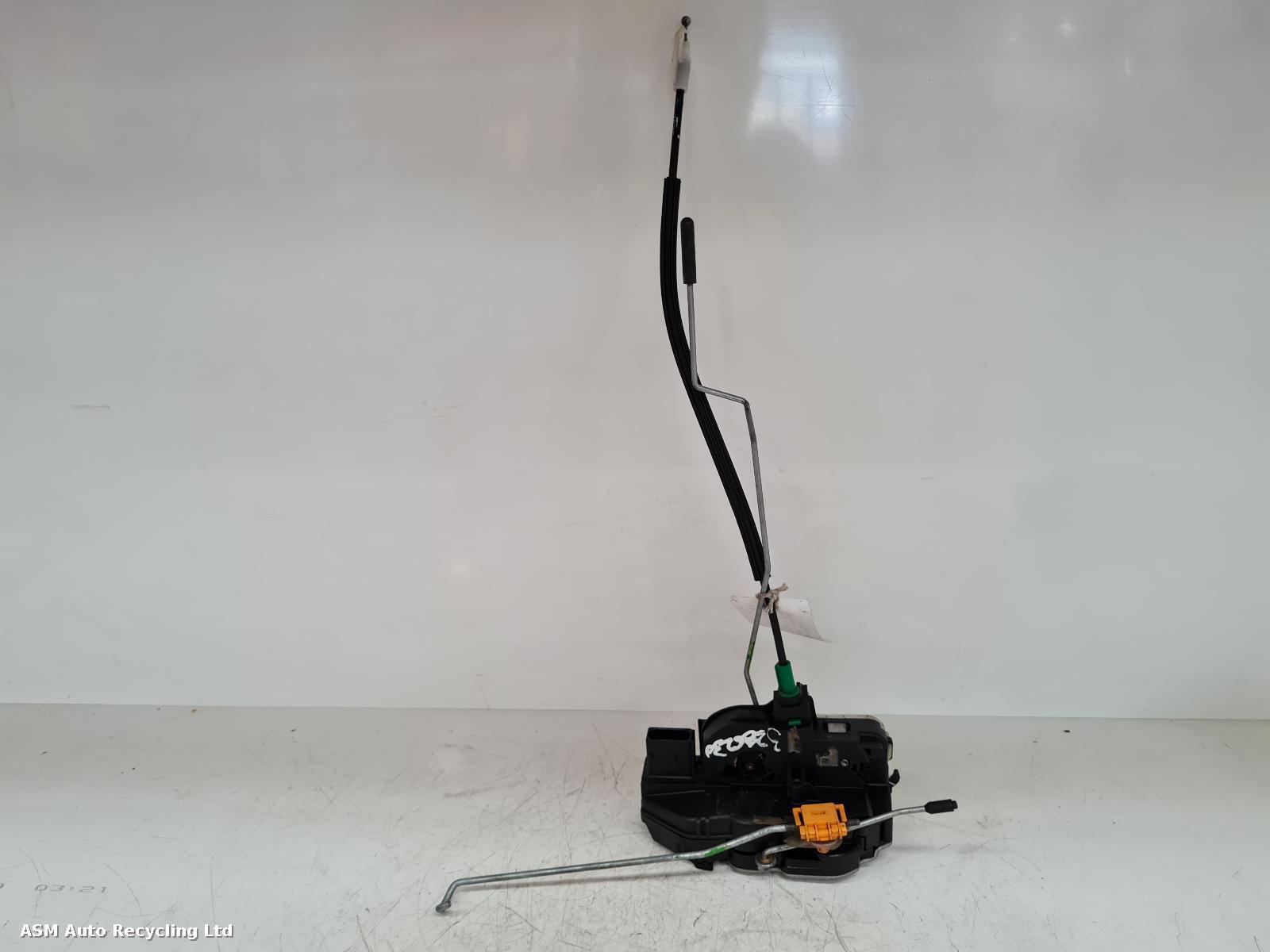 View Auto part Door Lock Assembly Chevrolet Trax 2014