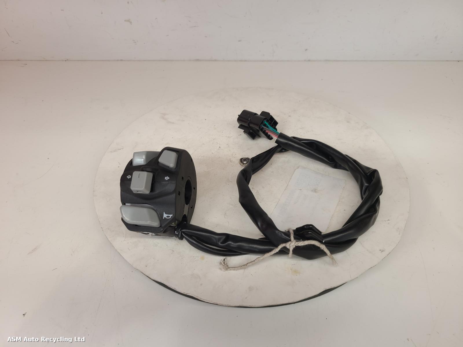View Auto part LH Switch Gear Zontes Zt368-g 2026