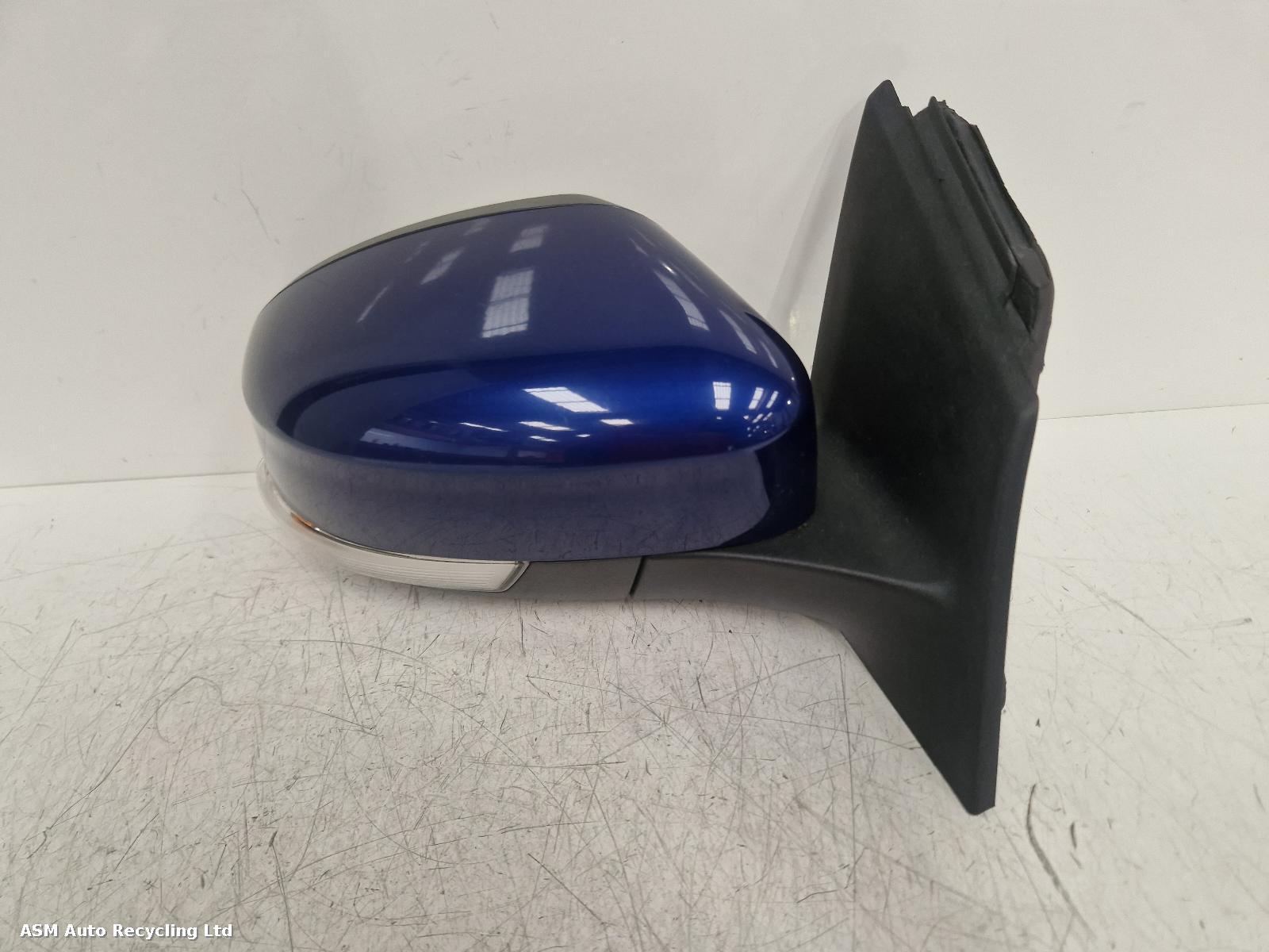 View Auto part R Door Mirror Ford Focus 2018