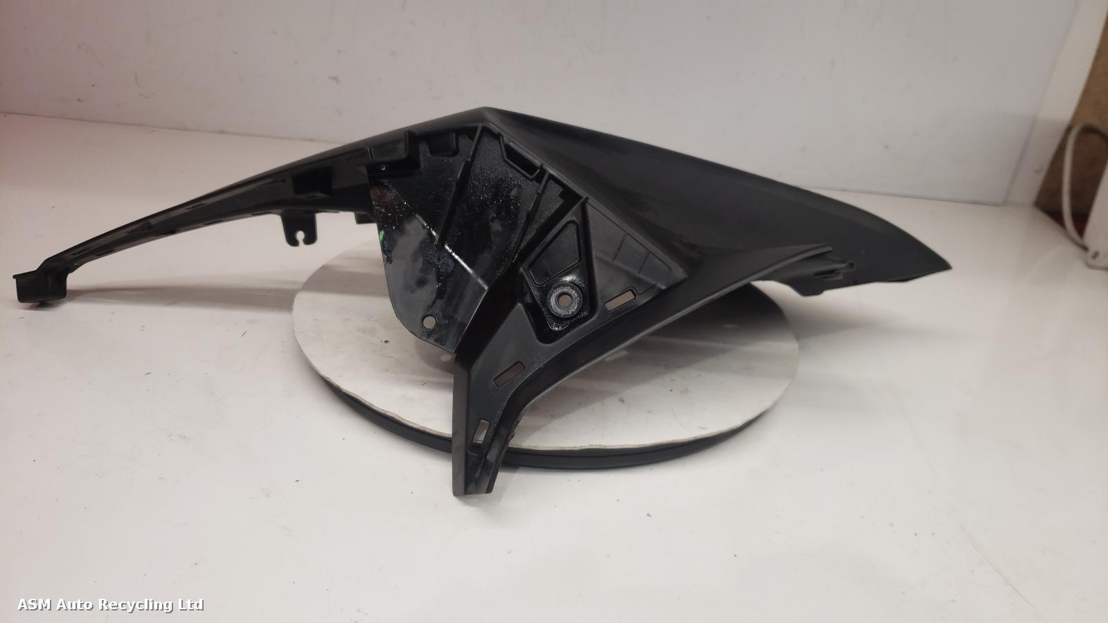 View Auto part RH Middle Fairing Yamaha Yzf R125 2021
