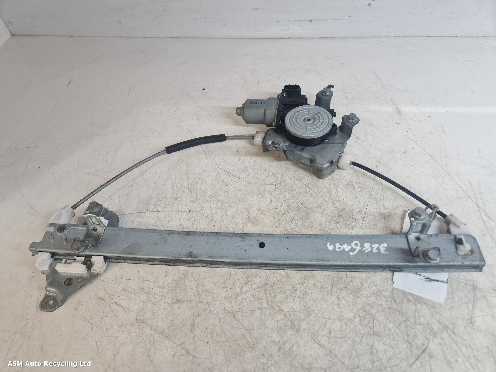 View Auto part LF Window Regulator Nissan Juke 2012