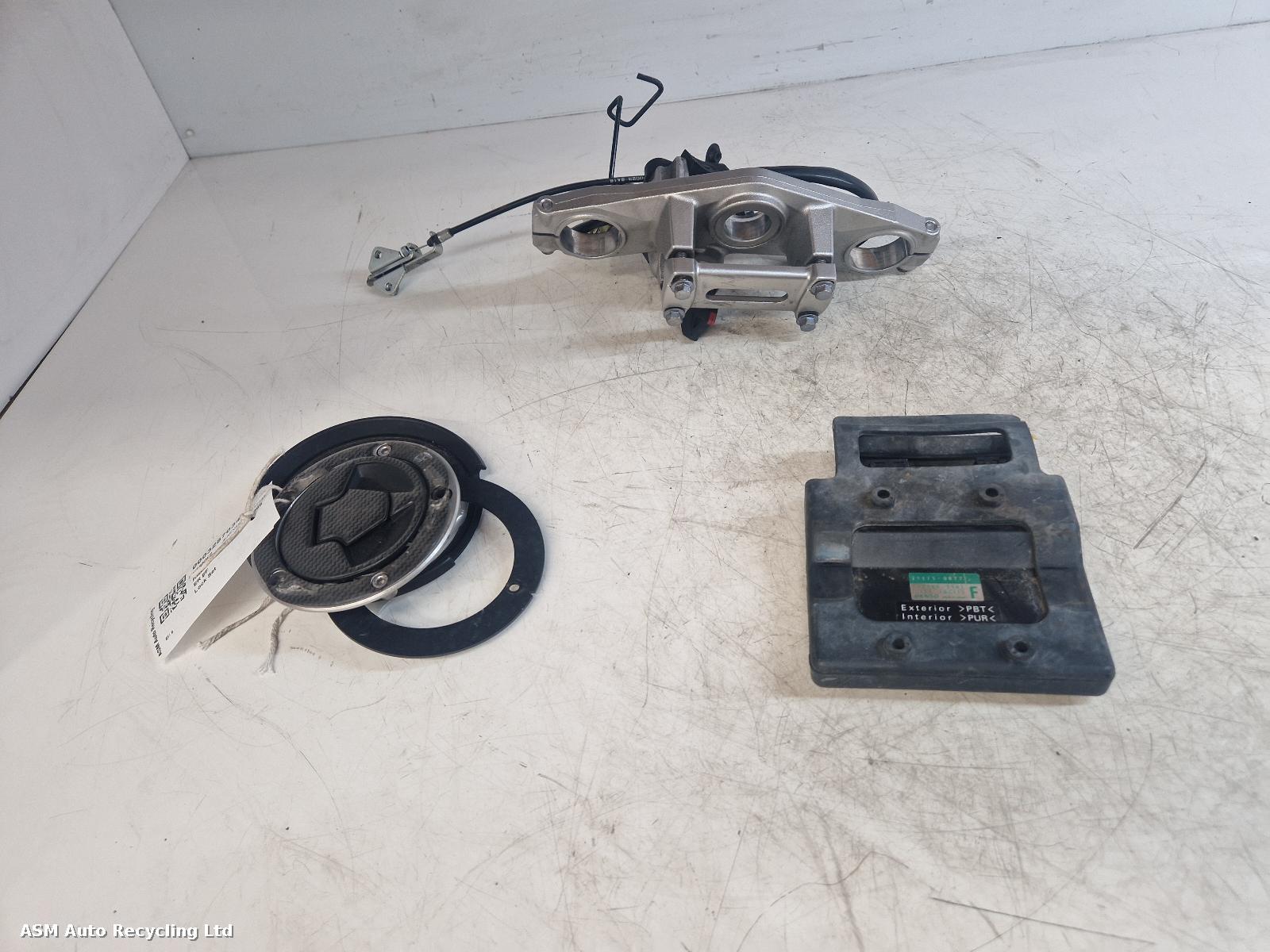 View Auto part Comp.Lock Set + Keys Kawasaki Er 6f 2008