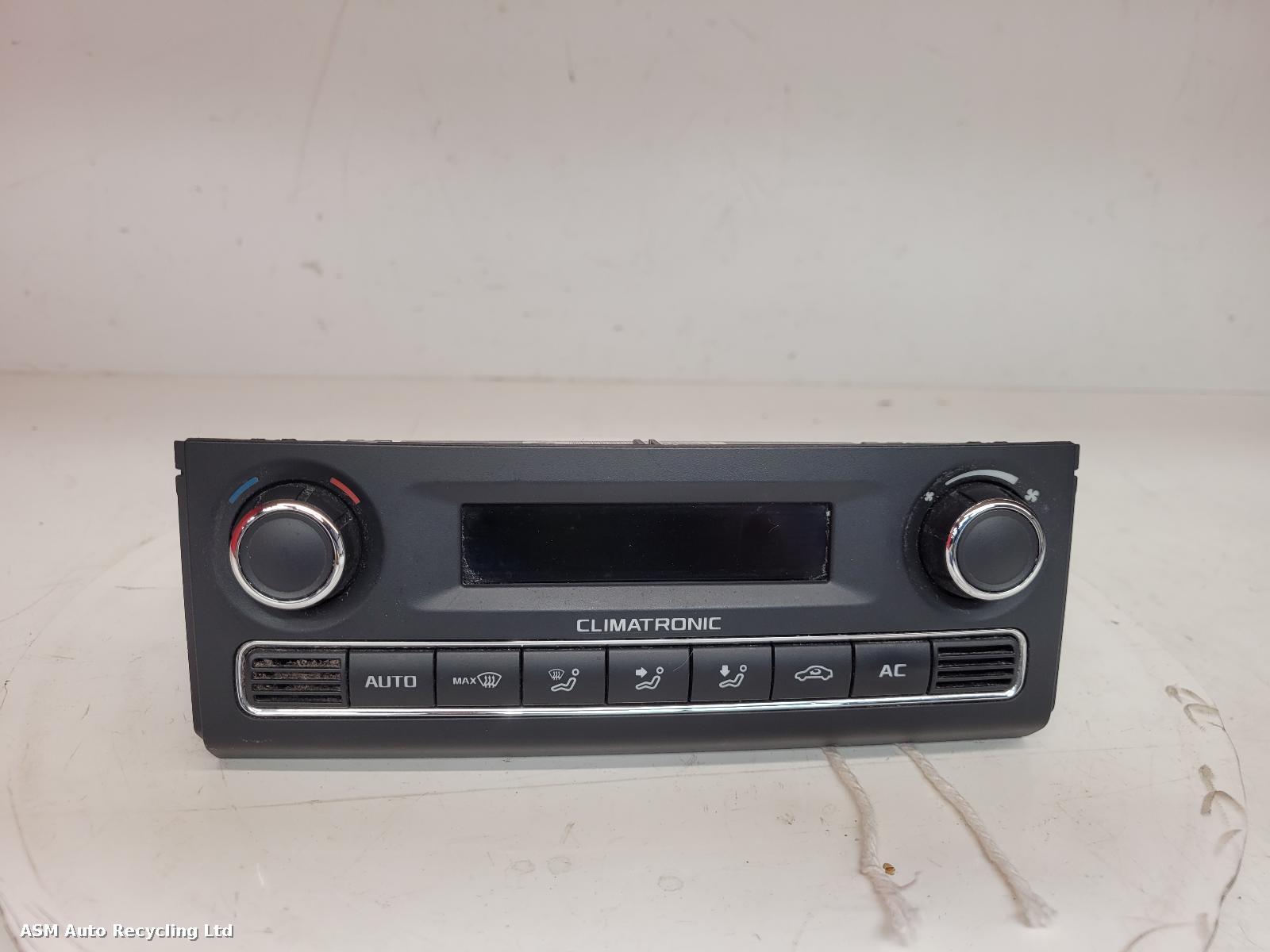 View Auto part Heater/AC Controller Skoda Fabia 2011