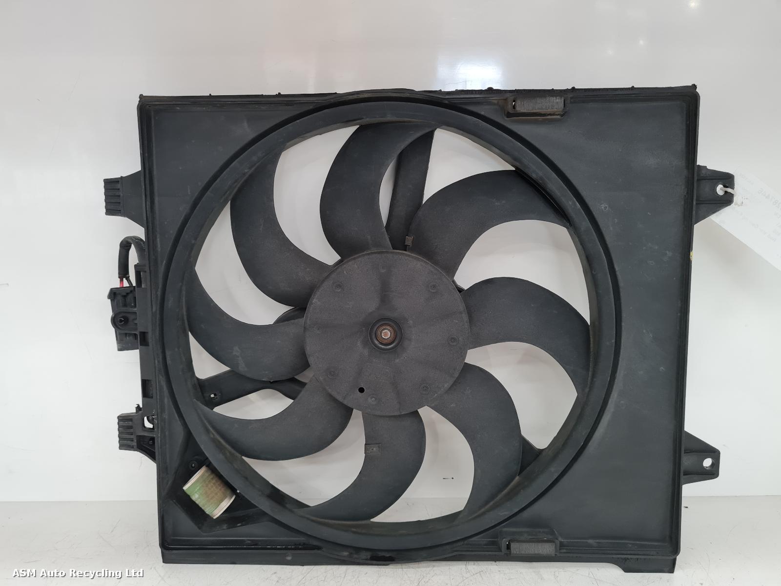 View Auto part Engine Cooling Motor Fiat 500 2011