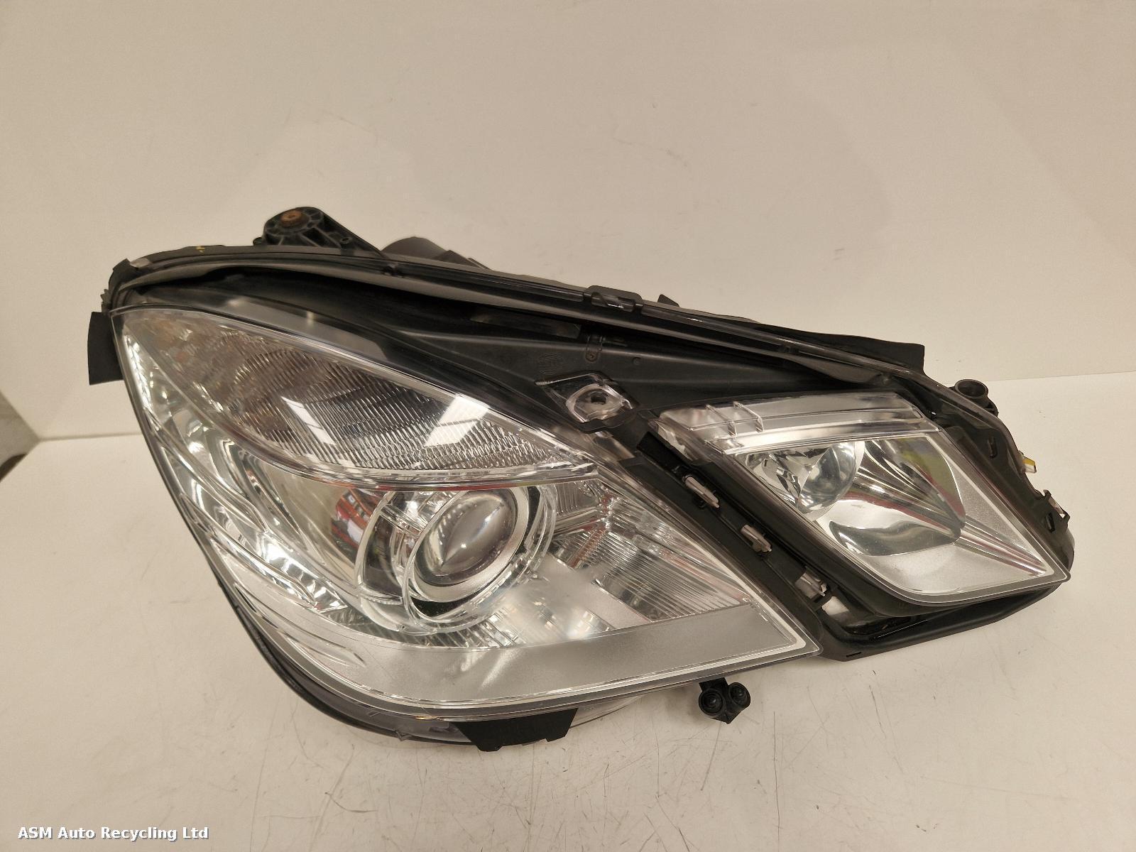View Auto part R Headlamp Mercedes E Class 2011