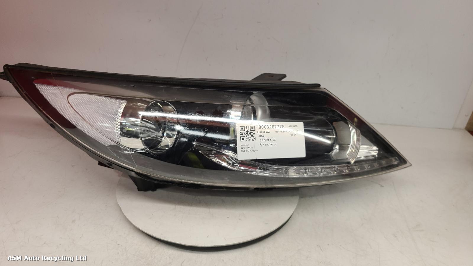 View Auto part R Headlamp Kia Sportage 2011