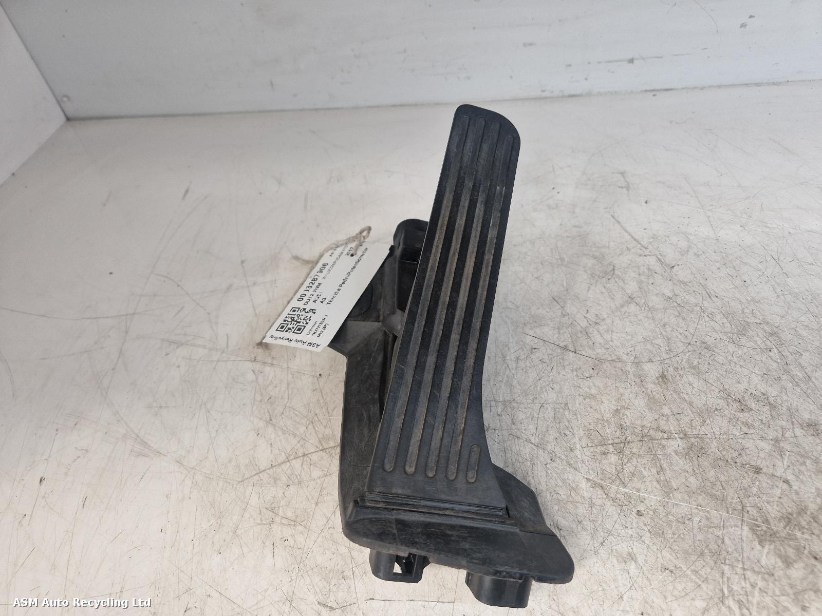 View Auto part Pedal Potentiometer Audi A3 2012