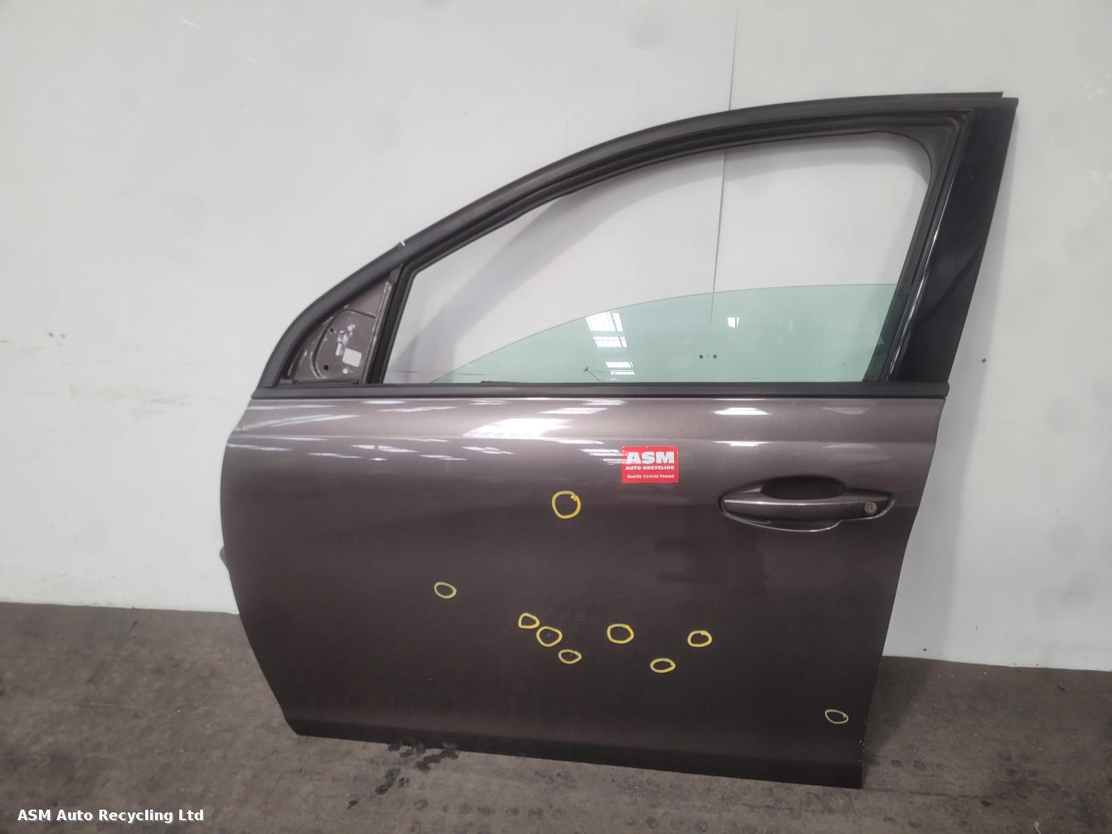 View Auto part L Front Door Peugeot 308 2014