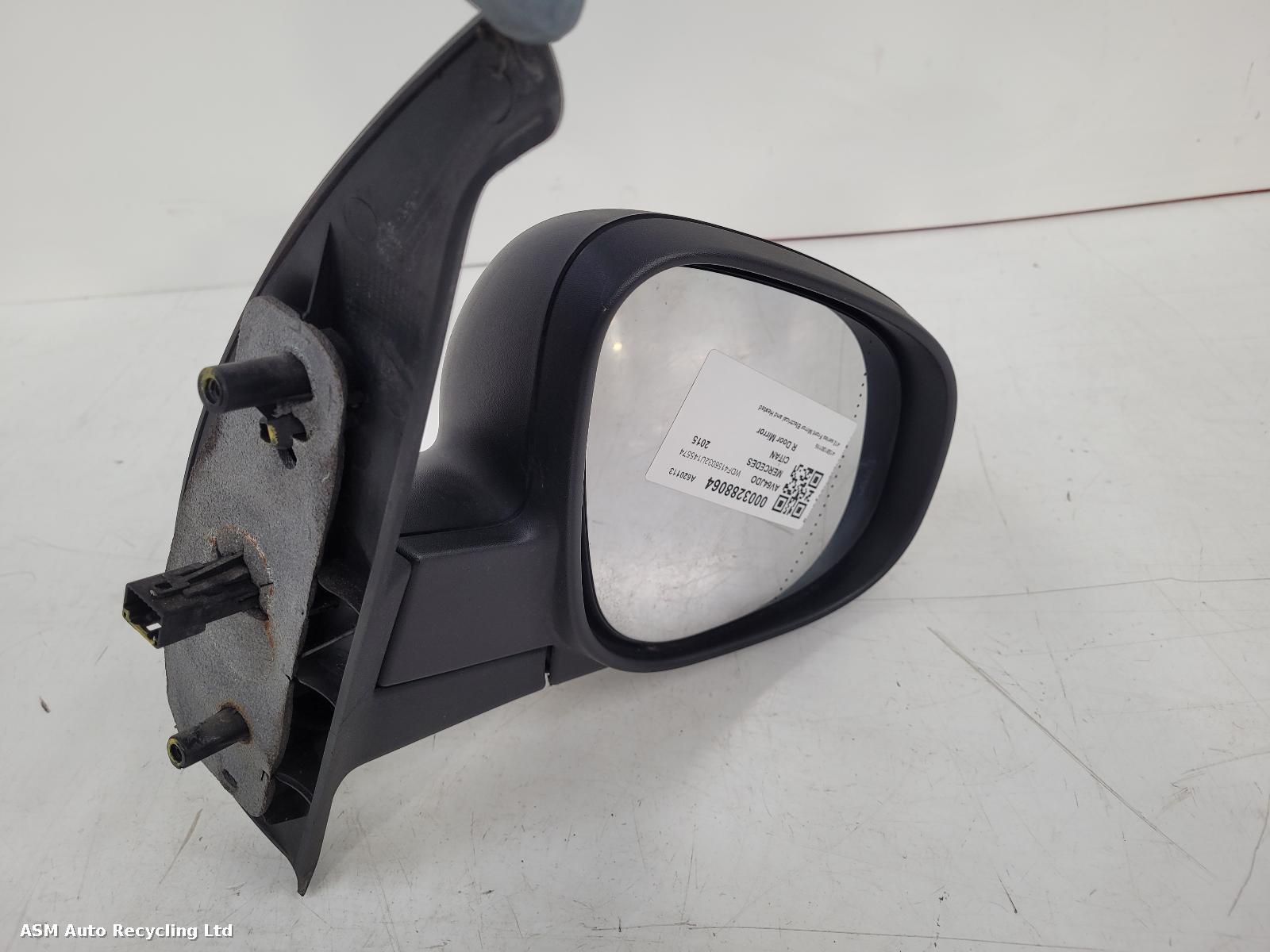 View Auto part R Door Mirror Mercedes Citan 2015