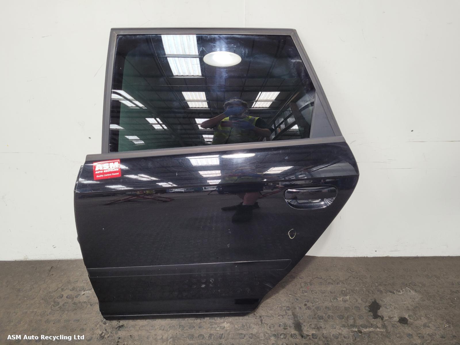 View Auto part L Rear Door Audi A3 2008