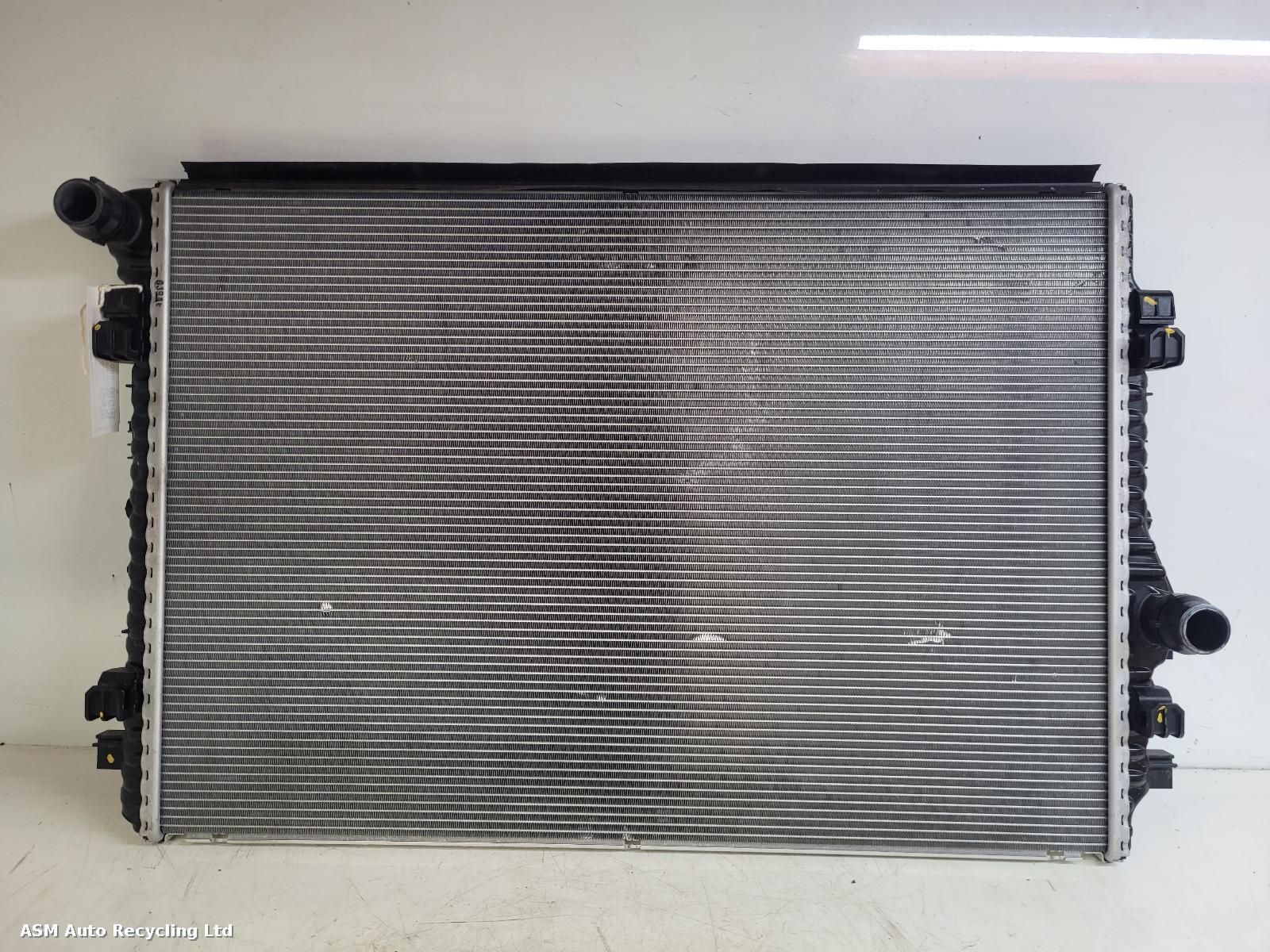 View Auto part Radiator Volkswagen Golf 2025