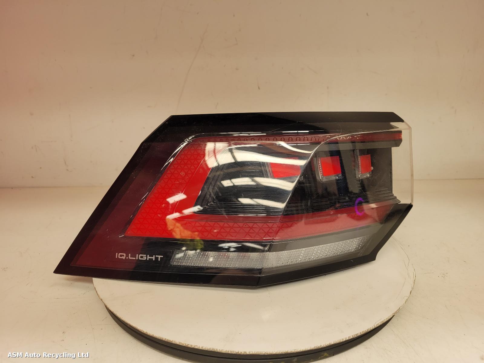 View Auto part L Taillight Volkswagen Golf 2025