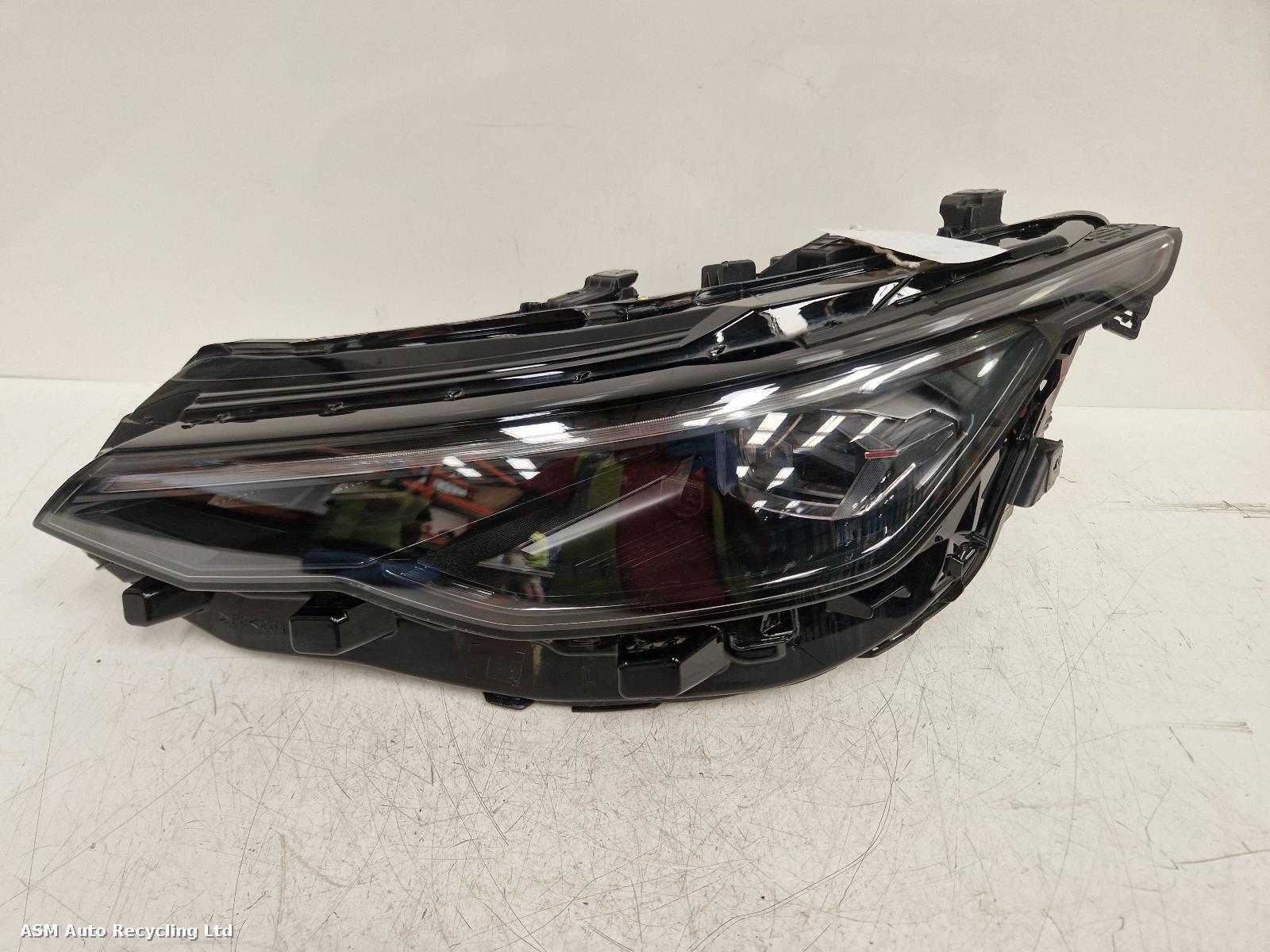 View Auto part L Headlamp Volkswagen Golf 2025