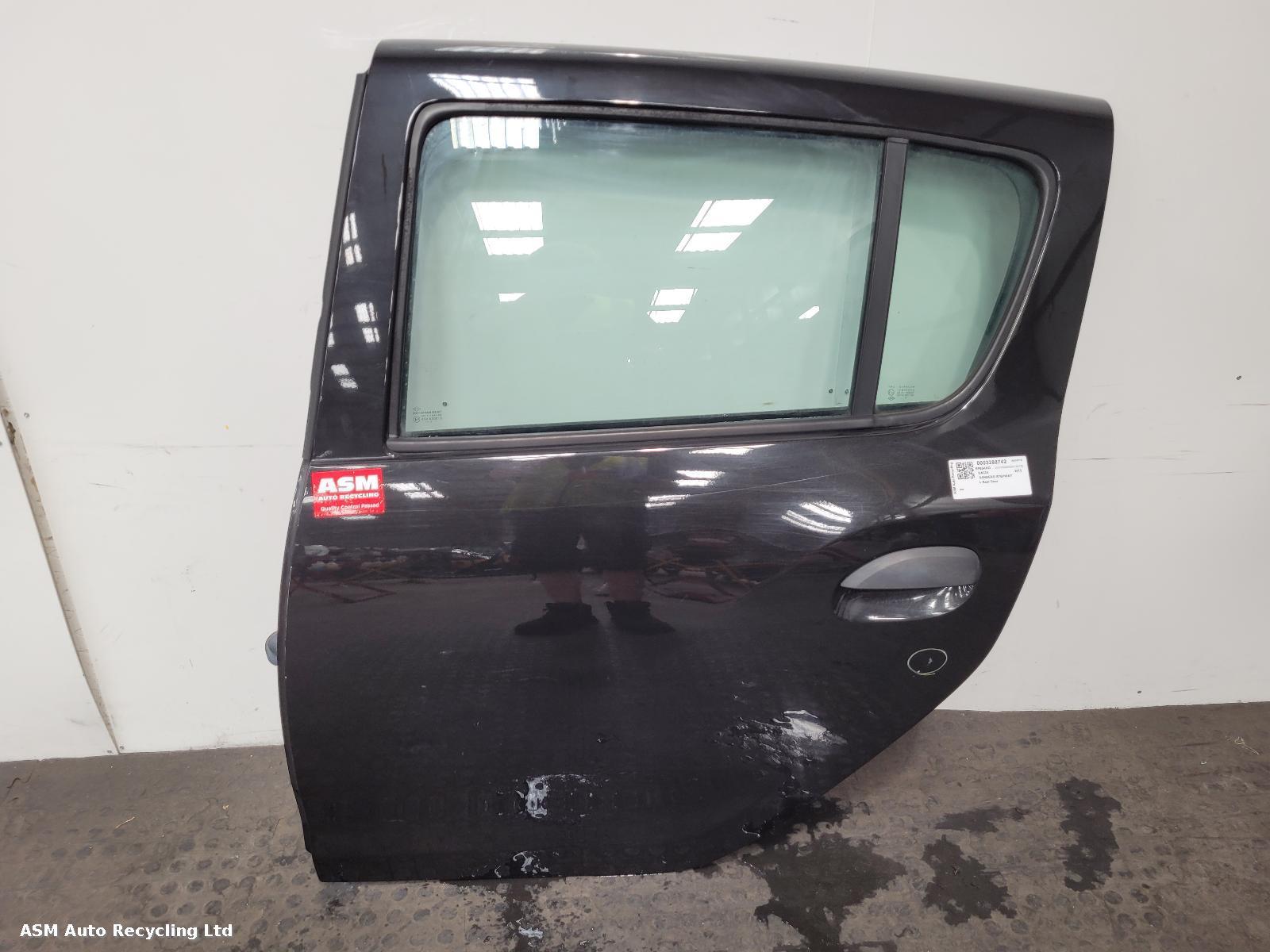 View Auto part L Rear Door Dacia Sandero Stepway 2015