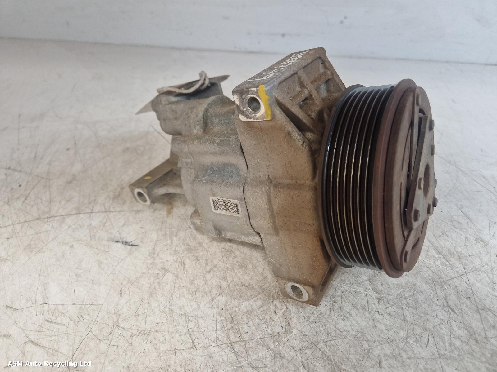 View Auto part Compressor Dacia Sandero Stepway 2015