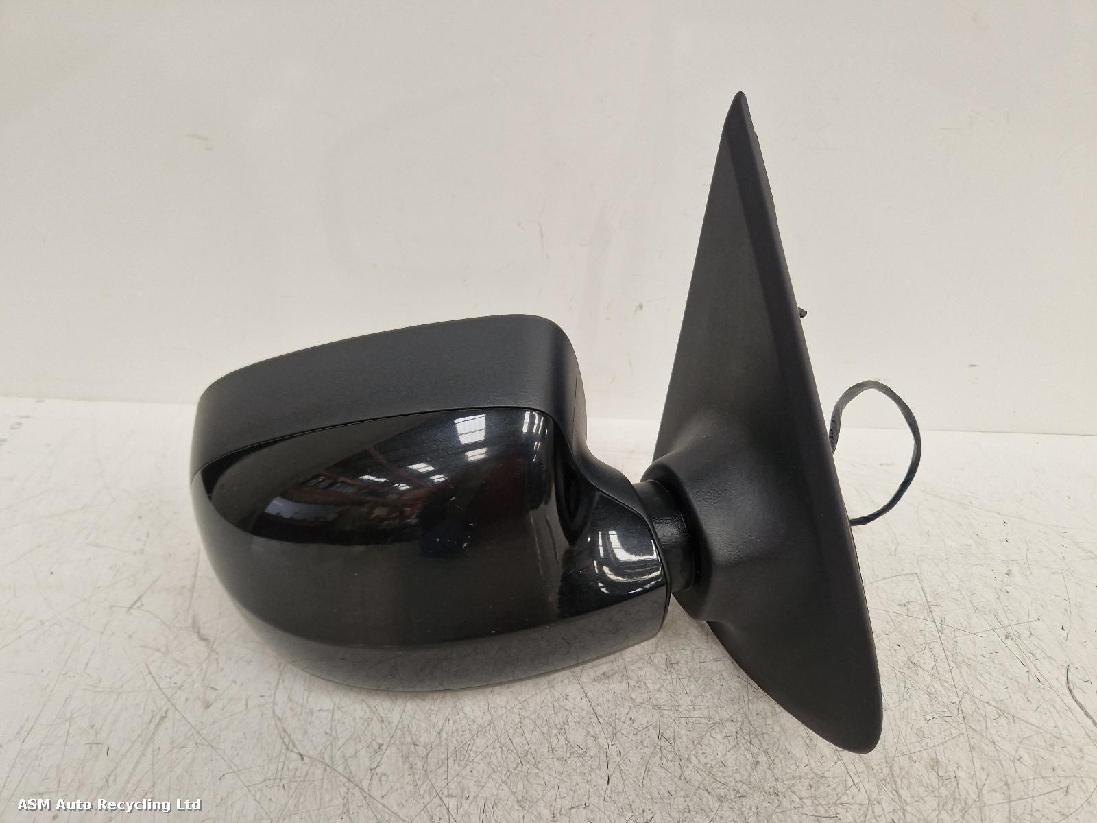 View Auto part R Door Mirror Dacia Sandero Stepway 2015