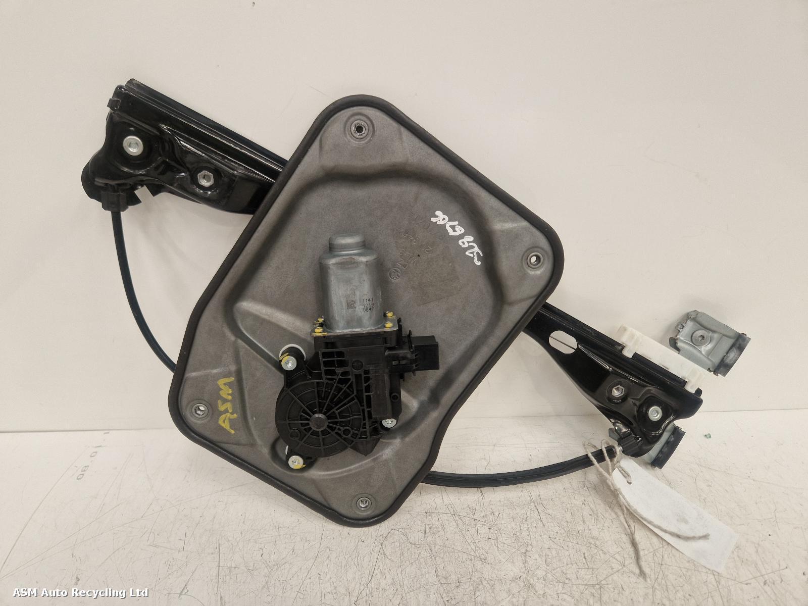 View Auto part LF Window Regulator Skoda Fabia 2015