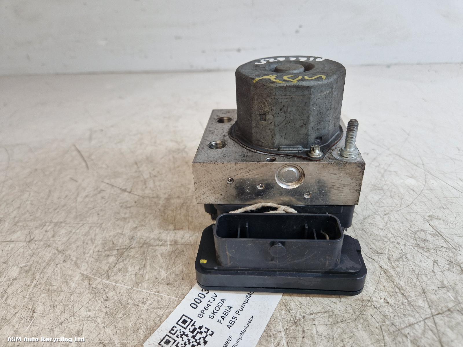 View Auto part ABS Pump/Modulator Skoda Fabia 2015