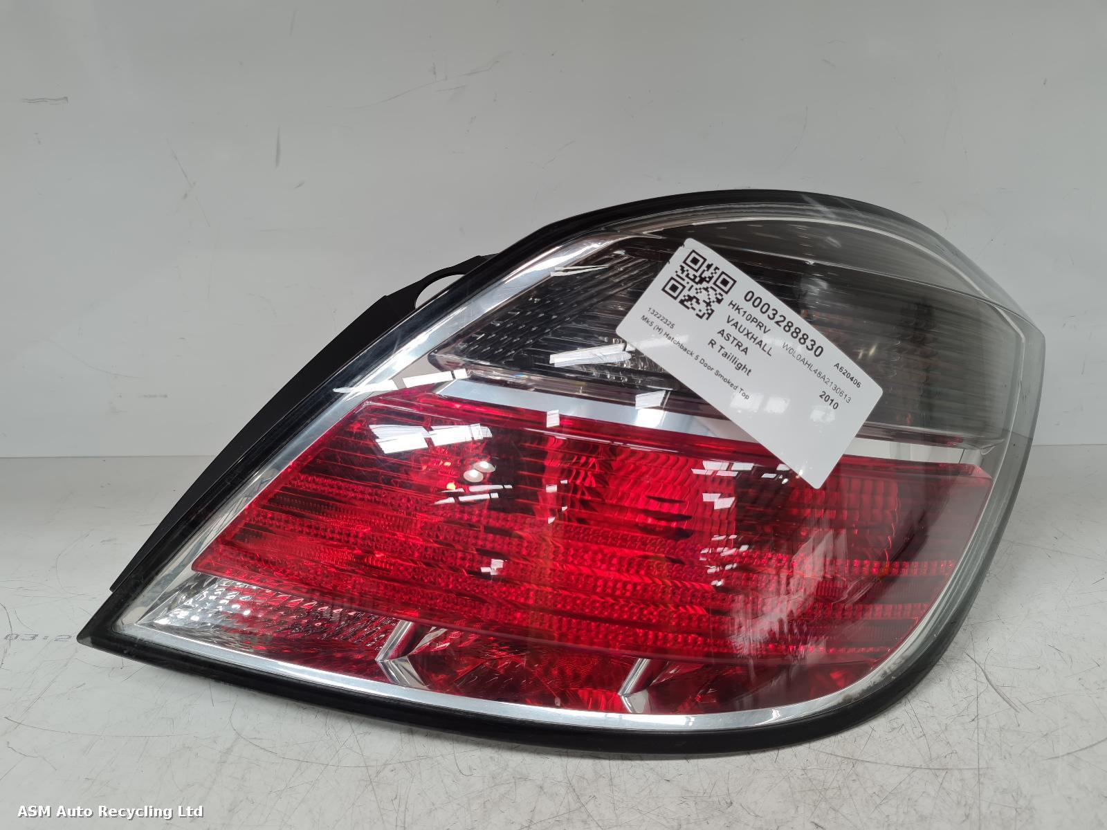 View Auto part R Taillight Vauxhall Astra 2010