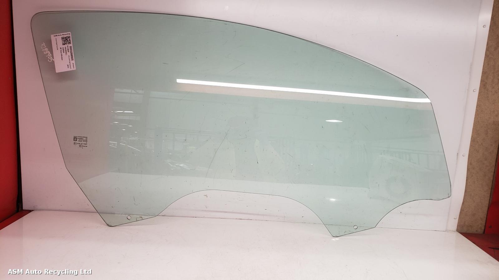 View Auto part RF Door Window Vauxhall Corsa 2015
