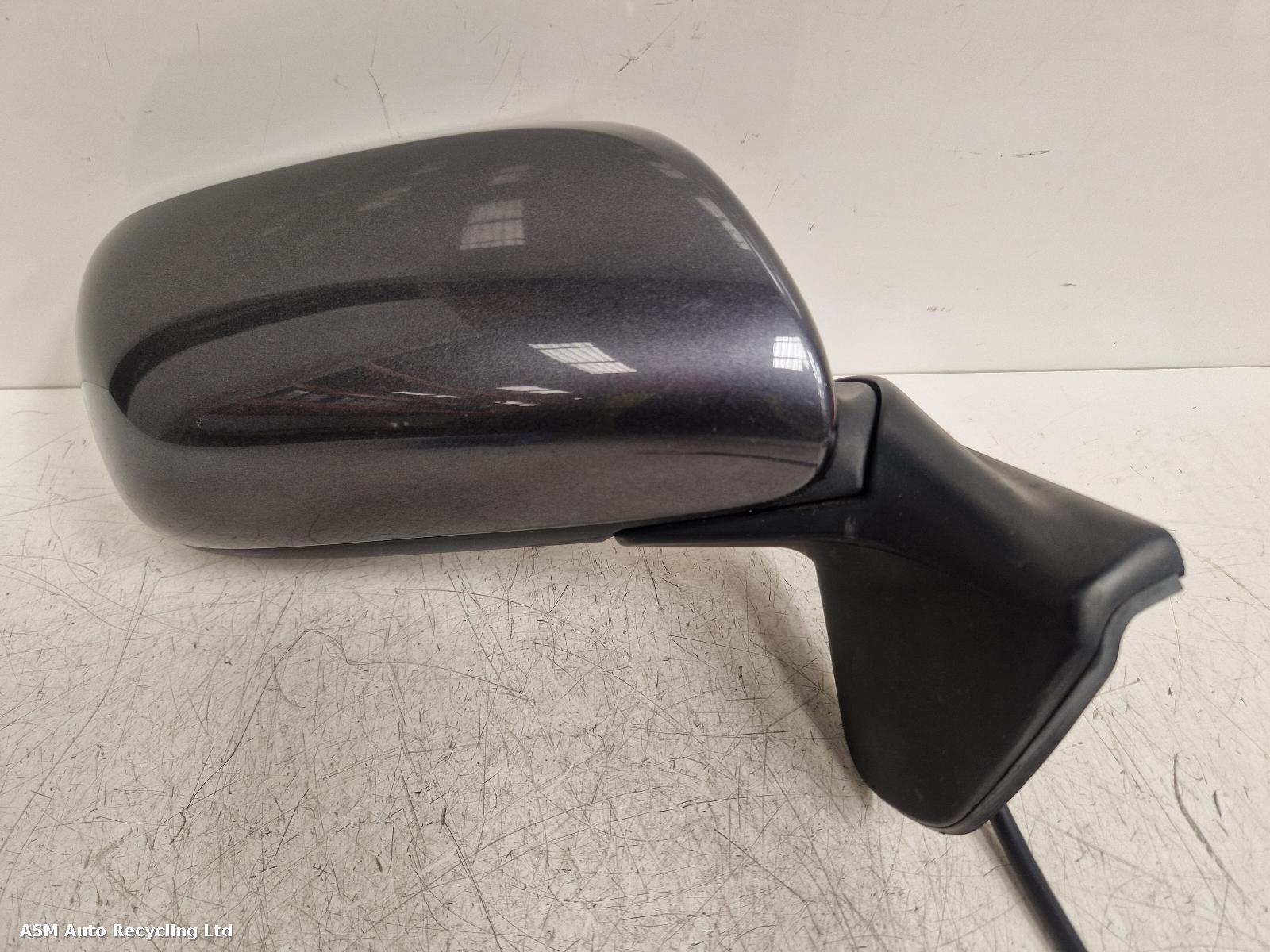 View Auto part R Door Mirror Toyota Auris 2007